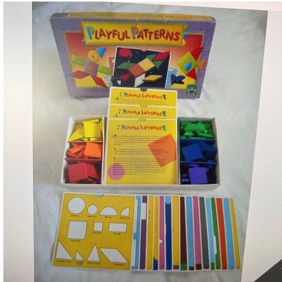 Vintage 1991 Discovery Toys Playful Patterns Design Shape Activity Game - Picture 8 of 11